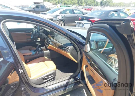 2017 BMW 540I xDrive из США, поврежденный, VIN WBAJE7C34HG886859